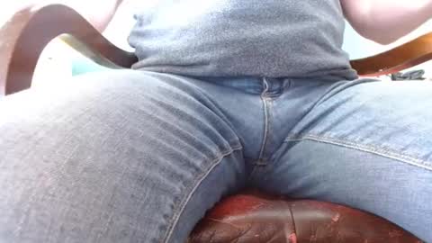 ukclive online show from March 26, 1:27 pm