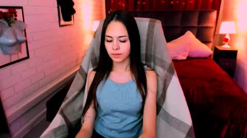 Ulia online show from November 25, 5:06 am