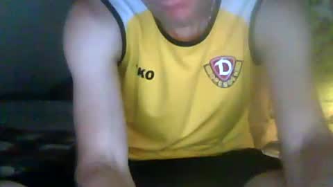 ultraxl online show from June 17, 4:50 am