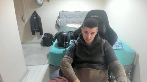 hi im mike tyson -  online show from November 14, 8:22 pm