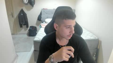 hi im mike tyson -  online show from November 13, 8:22 pm