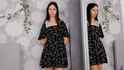 Liliane online show from March 2, 7:26 am