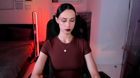 unaericaabistrong online show from April 1, 7:33 pm