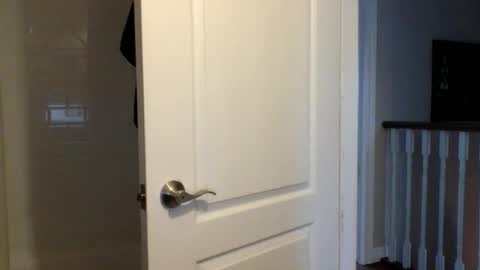 Buzz Bigcock online show from April 30, 8:57 pm