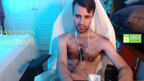 Snapshot of uncutboy6 chatting on October 15, 12:58 am Uncut online show from October 15, 12:58 am