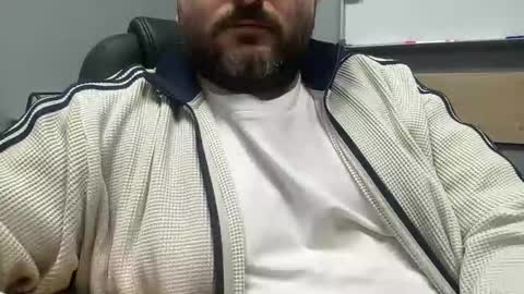 uncutdude321 online show from February 3, 1:15 pm