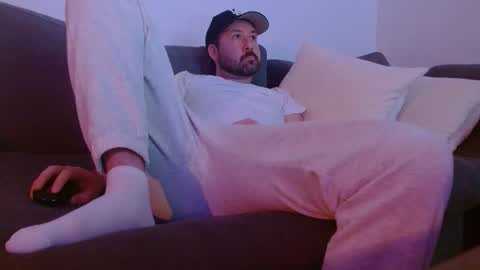 uncutslut69 online show from April 11, 3:22 am