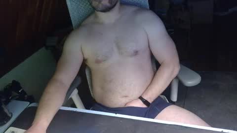 Under the desk online show from April 21, 9:49 am