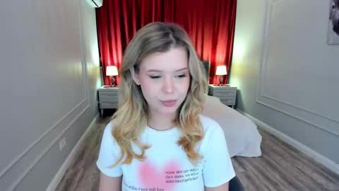 Alice online show from June 2, 8:11 pm