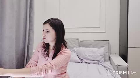 uninvited_raccoon online show from November 8, 12:24 am