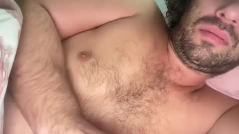 Snapshot of universalstudihoes chatting on December 3, 6:55 pm universalstudihoes online show from December 3, 6:55 pm