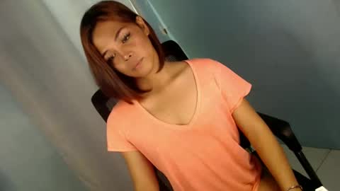 Snapshot of unknown_trans18 chatting on March 1, 11:47 pm unknown_trans18 online show from March 1, 11:47 pm