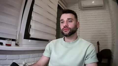 SlavaVibes online show from April 4, 8:16 pm