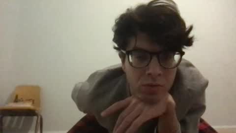 Snapshot of upsetboy chatting on January 12, 12:39 am deaf mute boy online show from January 12, 12:39 am