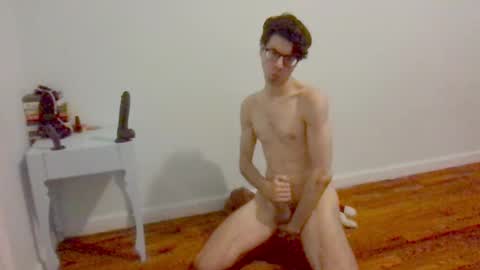 Snapshot of upsetboy chatting on October 13, 8:55 pm deaf mute boy online show from October 13, 8:55 pm