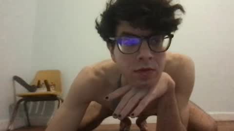 Snapshot of upsetboy chatting on January 30, 6:54 pm deaf mute boy online show from January 30, 6:54 pm