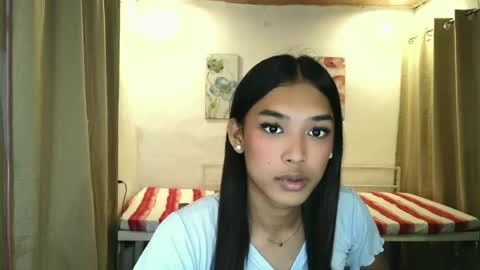 ur_dazzlingmorenaxx online show from July 8, 3:15 pm