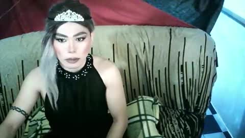 MISS ANNA online show from April 19, 6:10 pm