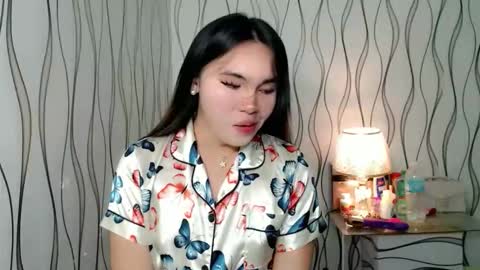 QUEENSY online show from December 4, 2:33 am