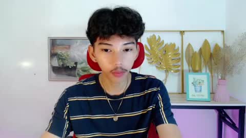 ur_just_mine online show from August 6, 10:30 pm