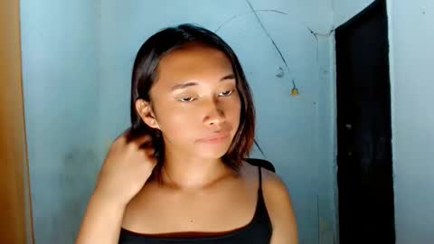 Ellie online show from March 10, 7:34 am