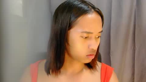 Ellie online show from April 25, 3:20 pm