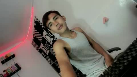 ur_shan21 online show from May 21, 6:58 pm