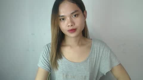 urasian_crisa online show from May 5, 3:07 pm