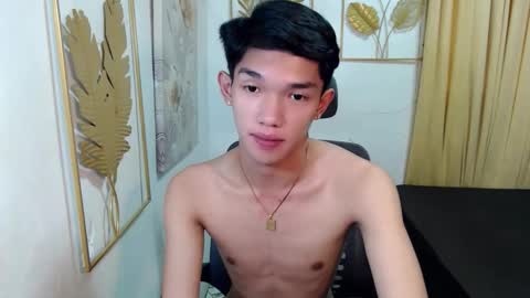 urasian_john20 online show from February 21, 6:38 am