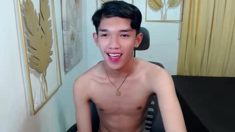 urasian_john20 online show from February 14, 12:57 am