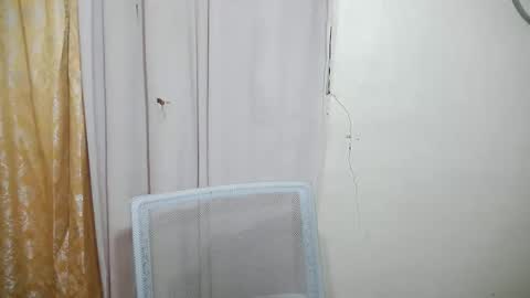 Alvie online show from April 8, 3:15 pm