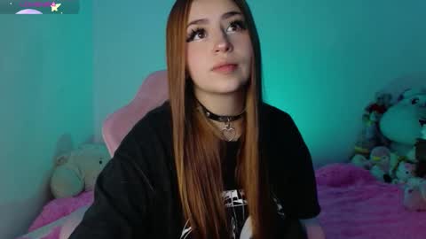 Danielle  online show from November 26, 8:22 am