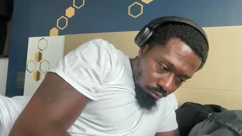 urbandick5 online show from April 20, 6:33 pm