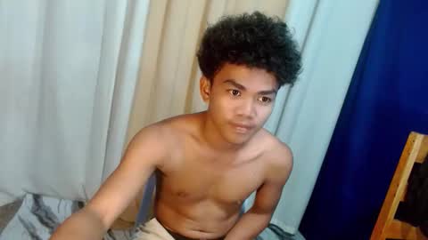 urboyvenz online show from April 28, 8:24 pm