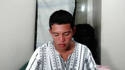 urdreamboy_clarin online show from July 12, 10:40 am