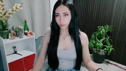 urfave_bbgirl online show from March 11, 11:24 am