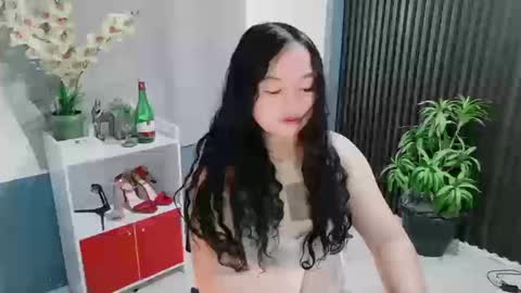 Scarlet online show from December 17, 2:29 am