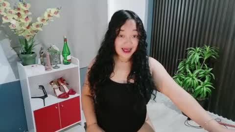 Scarlet online show from December 19, 2:51 am