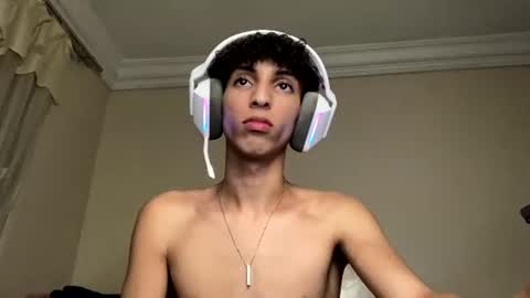 urfavtwinkx21 online show from July 16, 12:14 am