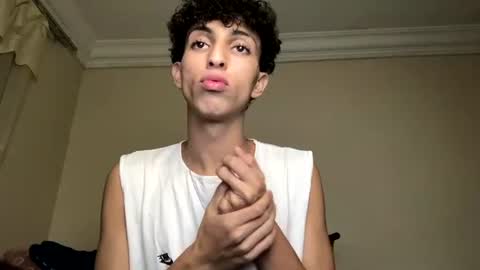 urfavtwinkx21 online show from July 13, 8:23 pm