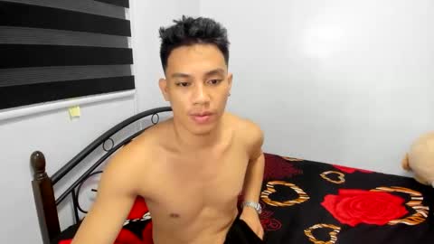 urfucker_vinz online show from April 23, 2:41 pm