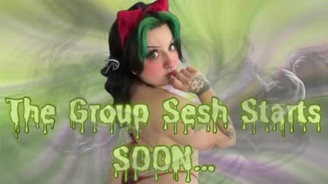 sativa raye online show from April 24, 3:08 am