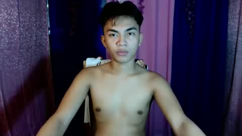 Snapshot of urguy_marco chatting on September 30, 2:11 am urguy_marco online show from September 30, 2:11 am