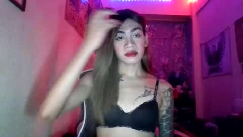 urhot_angelina26 online show from April 22, 8:43 am