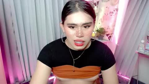 urhotdexie69 online show from September 22, 8:46 pm