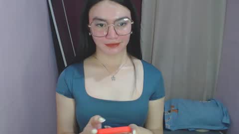 Katey online show from April 11, 7:45 am