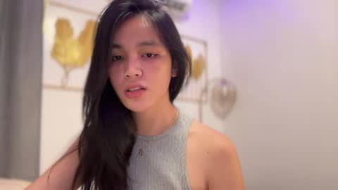 Amira online show from April 22, 2:52 am