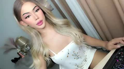 ANGEL online show from November 5, 8:44 pm