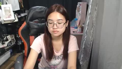 urlovelychinita online show from October 29, 11:16 pm