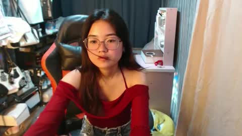 urlovelychinita online show from October 2, 1:59 am